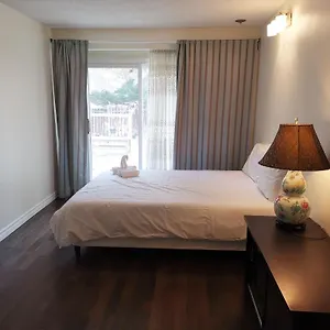 Gasthof Private In House In North York Shared Kitchen, Toronto