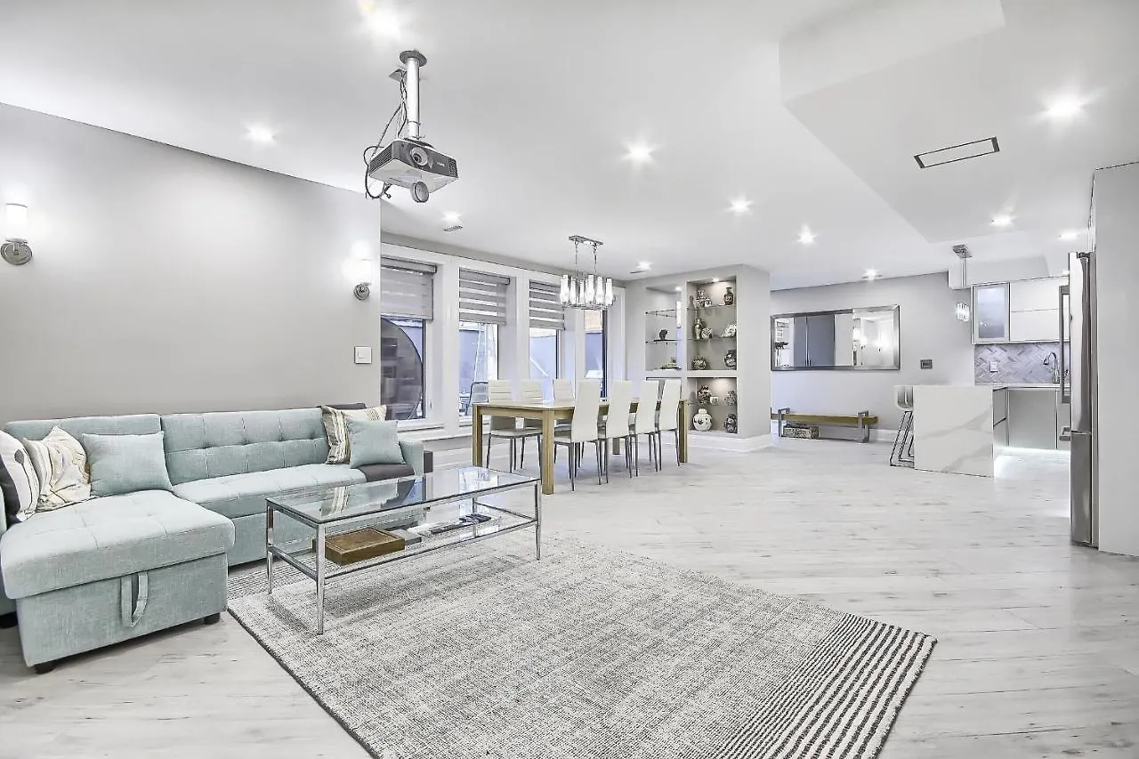 Charming And Luxurious 2Br+1Bath Guest Suite Toronto 0*,  Canada