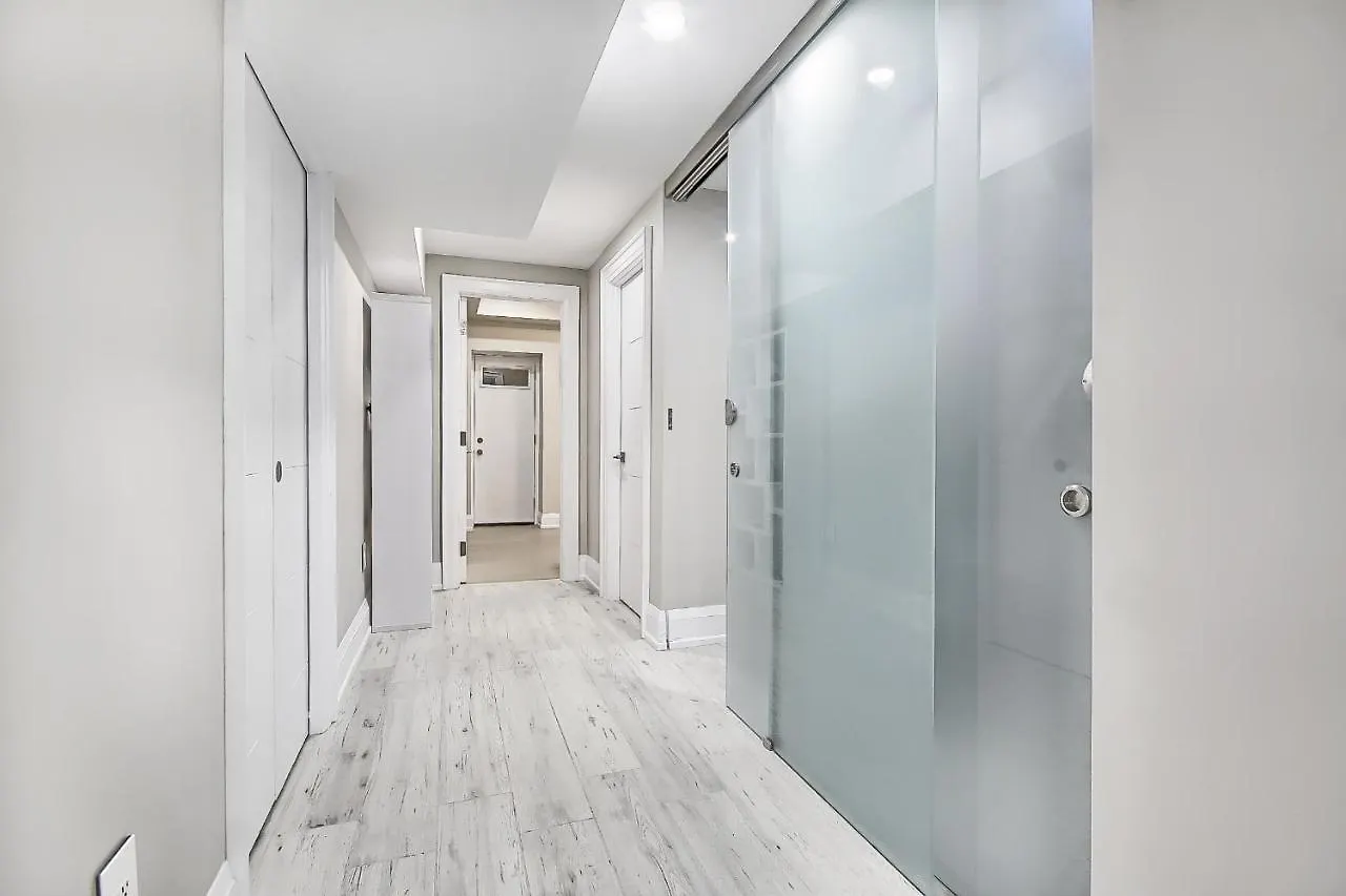 Charming And Luxurious 2Br+1Bath Guest Suite Τορόντο Διαμέρισμα