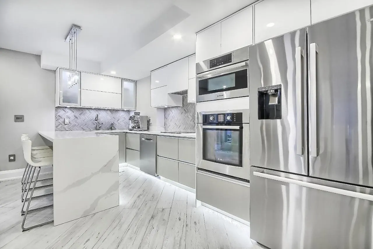 Charming And Luxurious 2Br+1Bath Guest Suite Toronto Canada